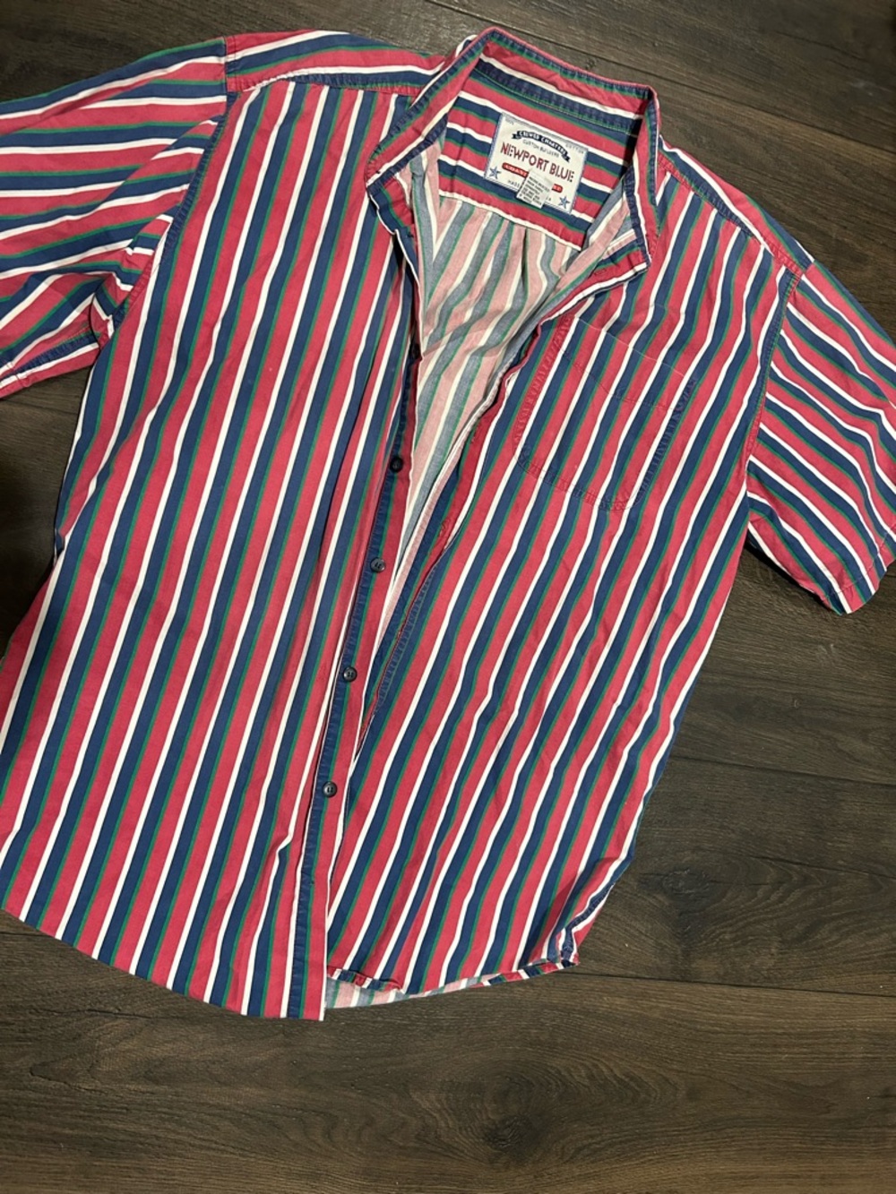 Newport Blue Men's Short Sleeve Button-Down Shirt - Red, Blue, White & Green